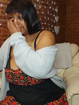 Lilybanx online show from 5, 5, 2026
