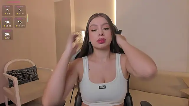 EllaClark online show from 22, 11, 2025