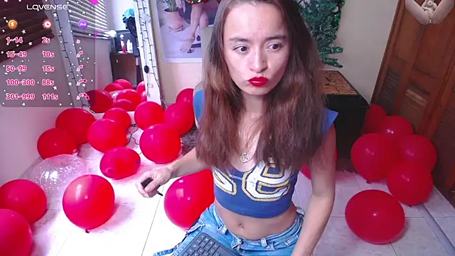 NicoleSantana online show from 5, 1, 2026