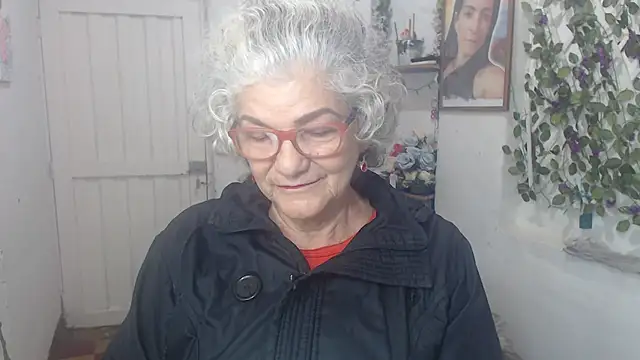 FunnyGrandma online show from 16, 10, 2025