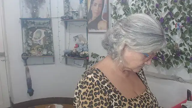 FunnyGrandma online show from 30, 11, 2025