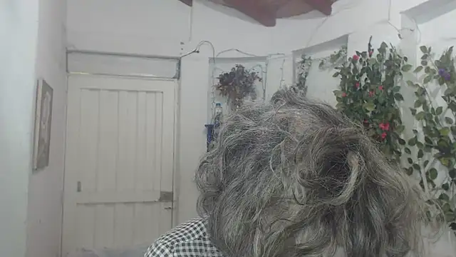 FunnyGrandma online show from 19, 2, 2025