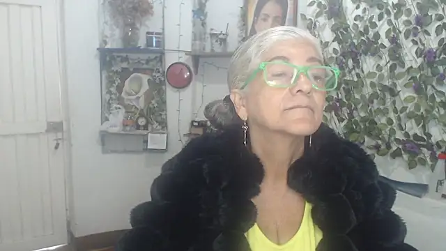 FunnyGrandma online show from 27, 3, 2026