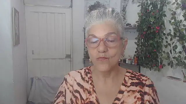 FunnyGrandma online show from 18, 2, 2025