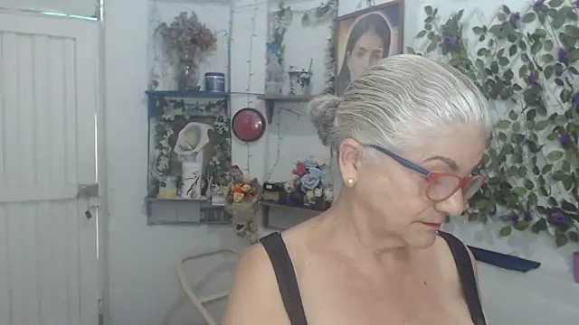 FunnyGrandma online show from 14, 3, 2026