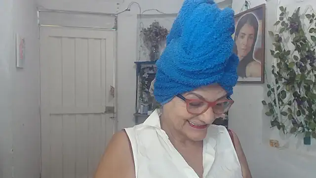 FunnyGrandma online show from 19, 9, 2025