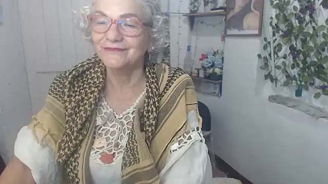 FunnyGrandma online show from 5, 10, 2025