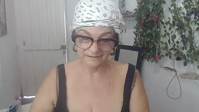 FunnyGrandma online show from 19, 3, 2025
