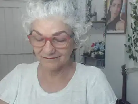 FunnyGrandma online show from 10, 9, 2025