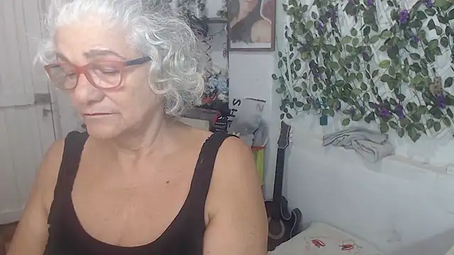 FunnyGrandma online show from 30, 10, 2025