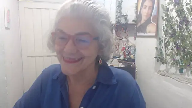 FunnyGrandma online show from 26, 10, 2025