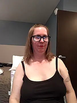 Snapshot of SweetandNaughty1 chatting on 19, 9, 2025 SweetandNaughty1 online show from 19, 9, 2025