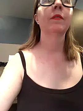 Snapshot of SweetandNaughty1 chatting on 29, 9, 2025 SweetandNaughty1 online show from 29, 9, 2025