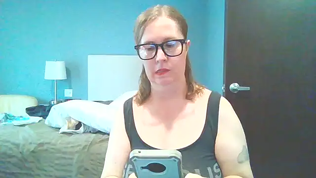 Snapshot of SweetandNaughty1 chatting on 15, 9, 2025 SweetandNaughty1 online show from 15, 9, 2025