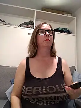 SweetandNaughty1 online show from 11, 2, 2026