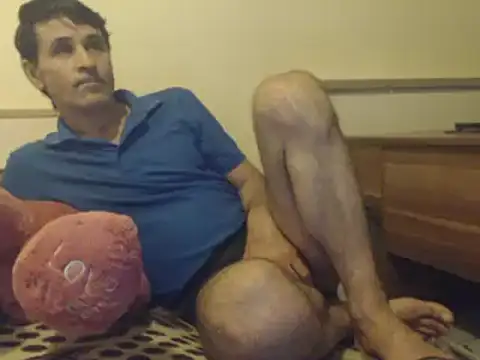 yvesstorm1 online show from 5, 3, 2025