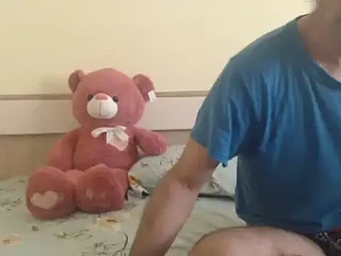 yvesstorm1 online show from 19, 3, 2025