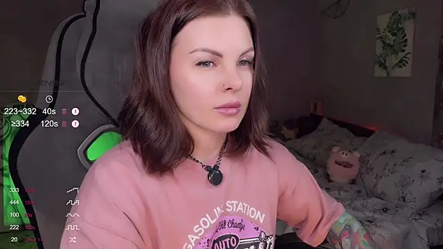 Snapshot of Your_Sweet_Lilu chatting on 11, 4, 2026 Your Sweet Lilu online show from 11, 4, 2026