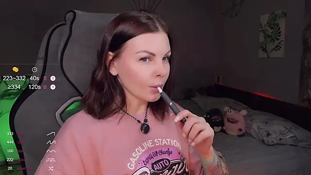 Snapshot of Your_Sweet_Lilu chatting on 16, 4, 2026 Your Sweet Lilu online show from 16, 4, 2026