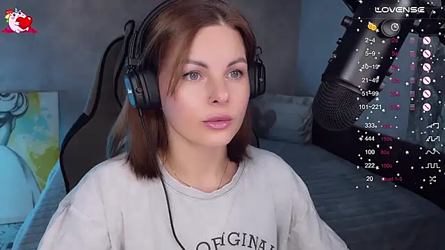 Your Sweet Lilu online show from 4, 10, 2025