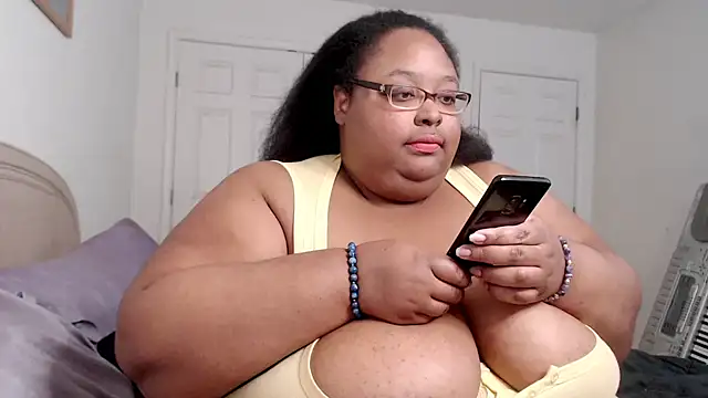 Loves Aura online show from 20, 1, 2025