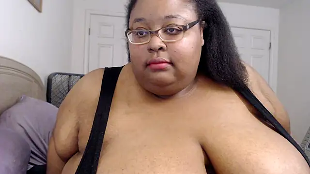 Loves Aura online show from 21, 3, 2026