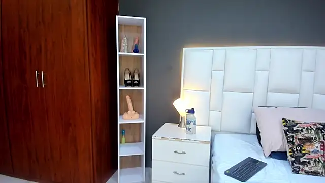 yeral2017 online show from 4, 10, 2025