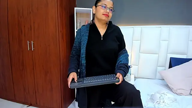 yeral2017 online show from 13, 10, 2025