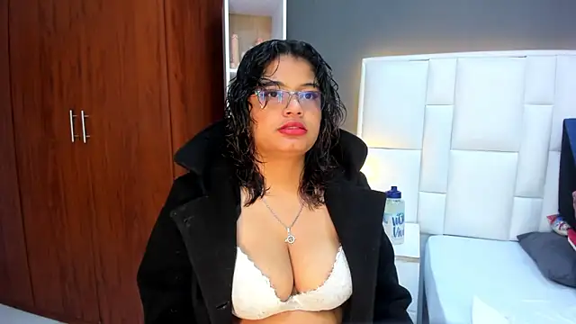 Snapshot of yeral2017 chatting on 19, 2, 2026 yeral2017 online show from 19, 2, 2026