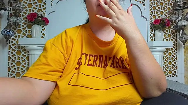 AleshaArabian online show from 8, 10, 2025