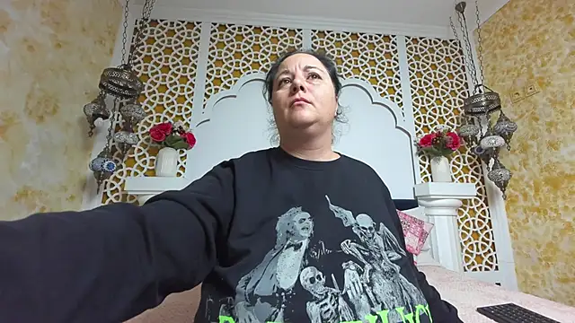 AleshaArabian online show from 6, 11, 2025