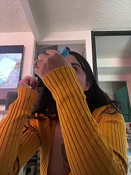 Snapshot of EmmyEvans1 chatting on 13, 2, 2026 EmmyEvans1 online show from 13, 2, 2026