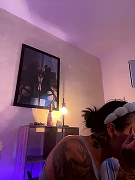 Snapshot of EmmyEvans1 chatting on 13, 1, 2026 EmmyEvans1 online show from 13, 1, 2026