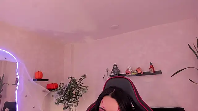 Snapshot of EmmyEvans1 chatting on 2, 10, 2025 EmmyEvans1 online show from 2, 10, 2025