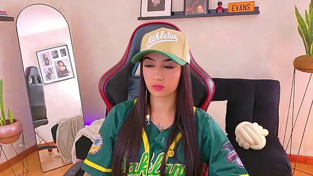 Snapshot of EmmyEvans1 chatting on 28, 2, 2026 EmmyEvans1 online show from 28, 2, 2026