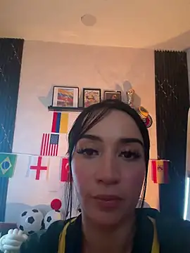 Snapshot of EmmyEvans1 chatting on 10, 7, 2026 EmmyEvans1 online show from 10, 7, 2026
