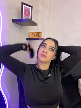 Snapshot of EmmyEvans1 chatting on 19, 9, 2025 EmmyEvans1 online show from 19, 9, 2025