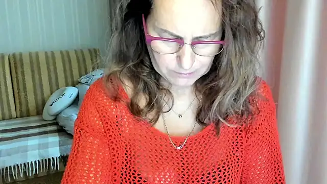 lauraoven online show from 14, 10, 2025