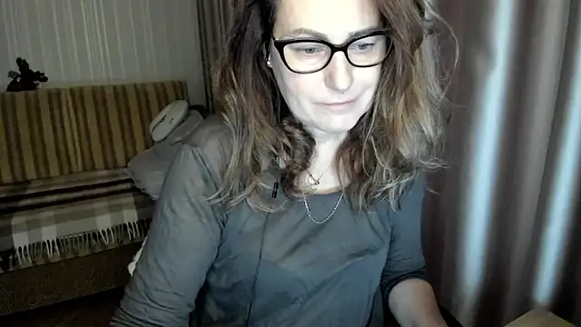 lauraoven online show from 18, 12, 2025