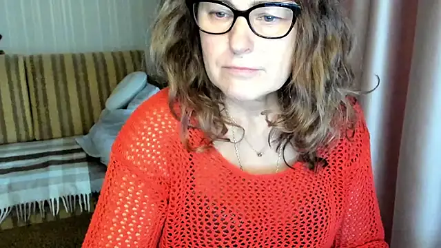 lauraoven online show from 31, 10, 2025