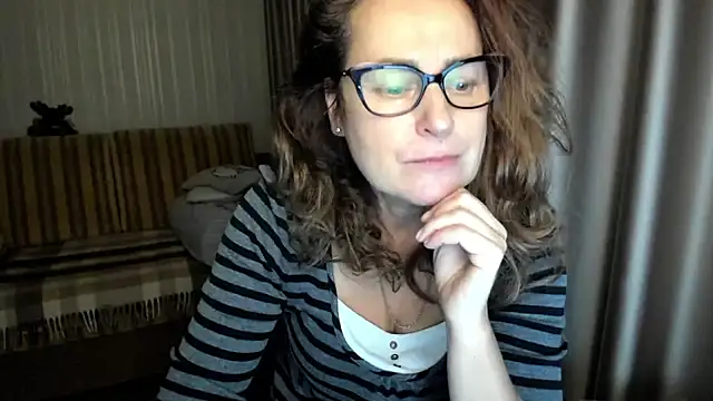 lauraoven online show from 29, 11, 2025