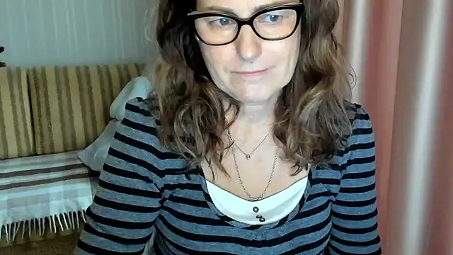 lauraoven online show from 29, 10, 2025