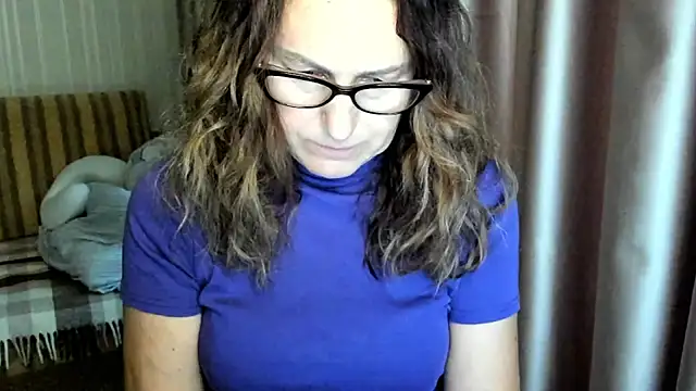 lauraoven online show from 7, 11, 2025