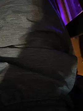 JohnnyBigShot online show from 8, 3, 2025