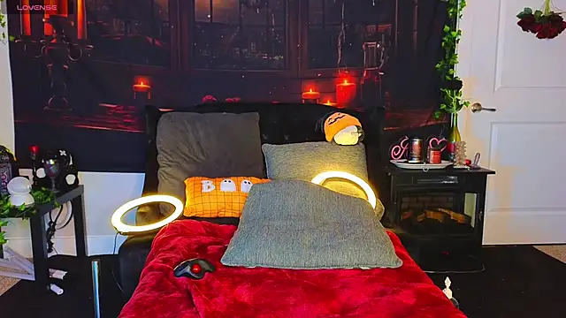 Snapshot of Ivey_and_James chatting on 1, 11, 2025 Ivey and James online show from 1, 11, 2025