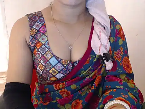 Open Heart Lennon online show from 20, 2, 2025