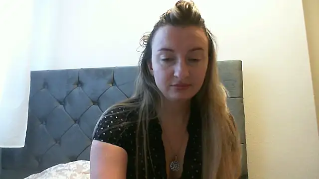 SusanCurt online show from 17, 12, 2025