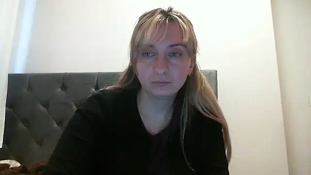 SusanCurt online show from 5, 12, 2025