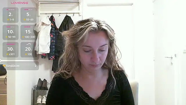 SusanCurt online show from 15, 10, 2025