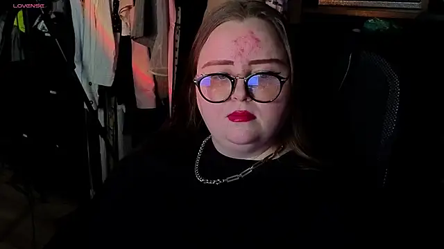 EMMA  CONNOR online show from 12, 10, 2025